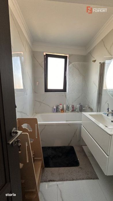 Apartament cu 3 camere la etajul 3 in Giroc
