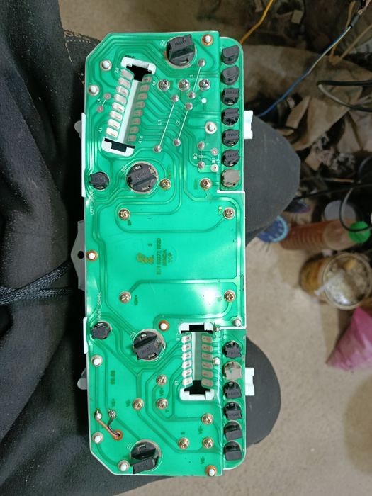 Nexia 2 tablo sotiladi. Продоется приборный панел Нексия 2