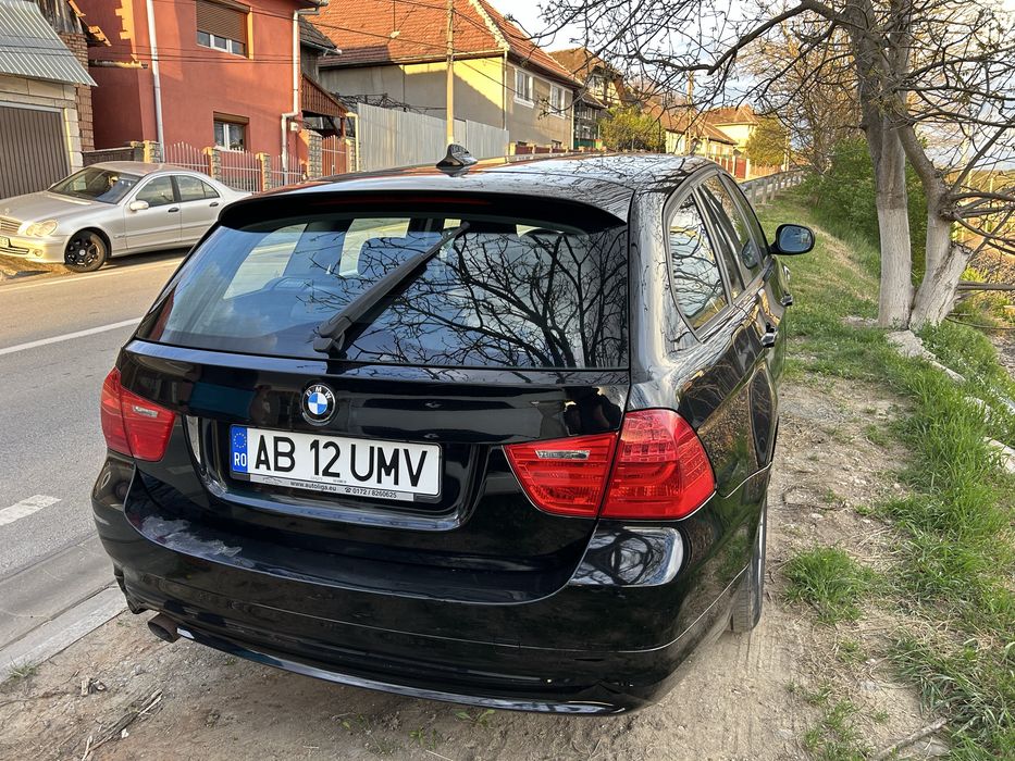 Bmw 318 e91 2012