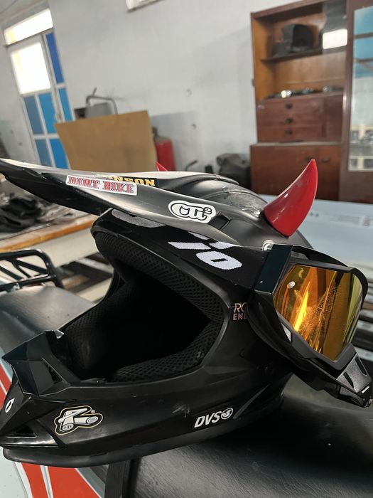 мото шлем, кросс