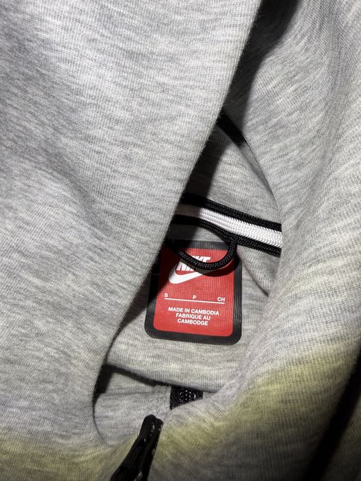 Nike Tech Fleece s размер оригинален