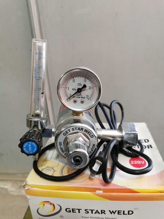 Редуктор аргоновый, углекислотный.