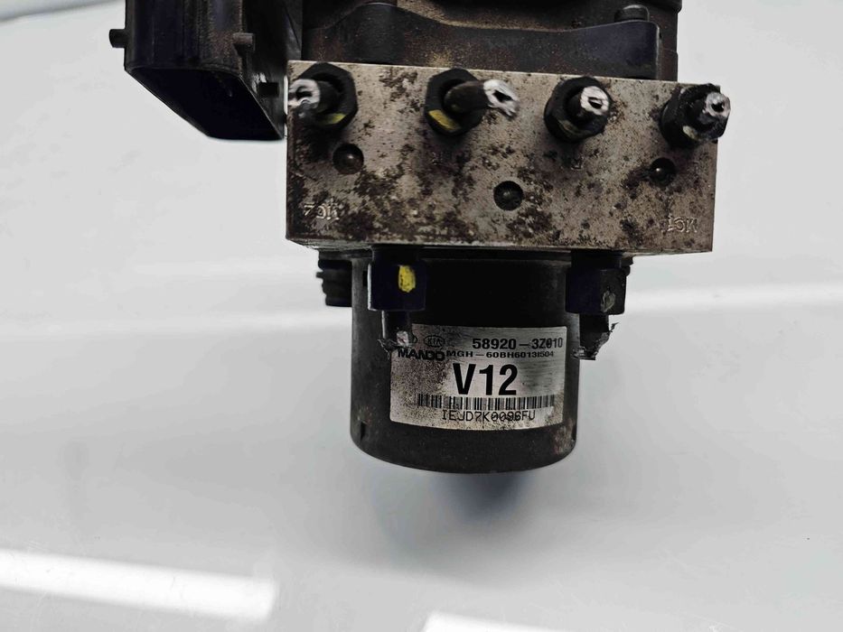 Pompa ABS Hyundai i40 Wagon [Fabr 2012-2019] 58920-3Z910 1.7 CRDI D4FD