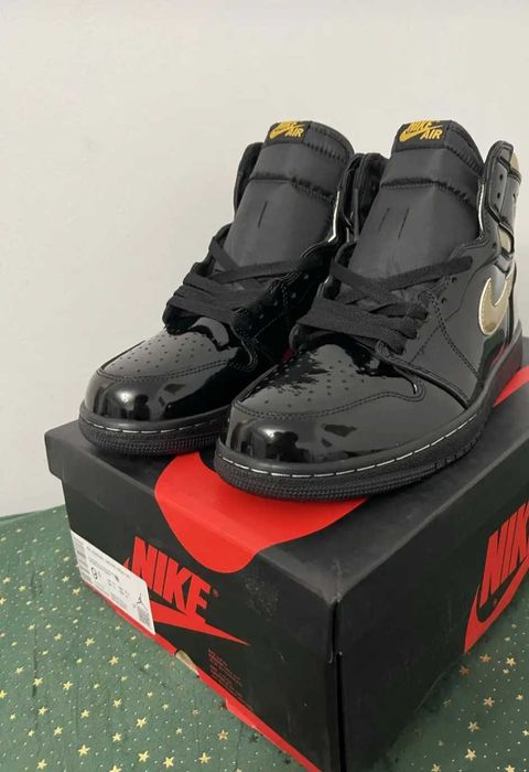 Adidași Jordan 1 High