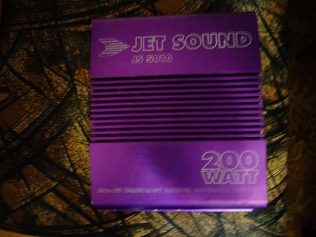 продавам МП 3 И усилватели за кола по 60 euro