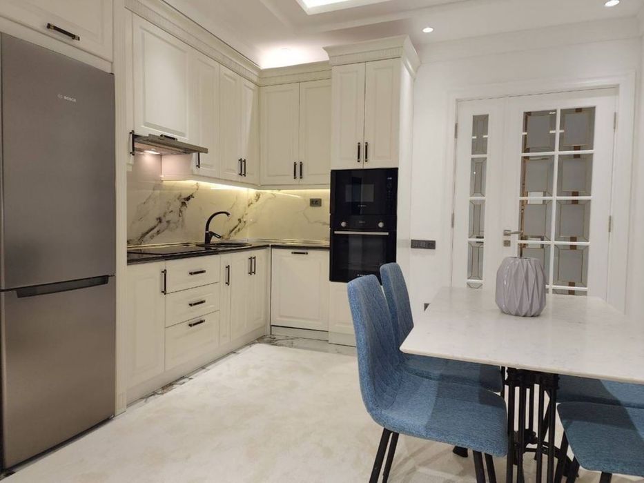 NRG-Ойбек! Сдается новая 3-х комнатная в элит комплексе!