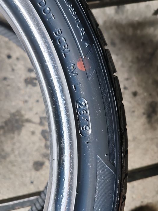 1 anvelopa 225 40 18