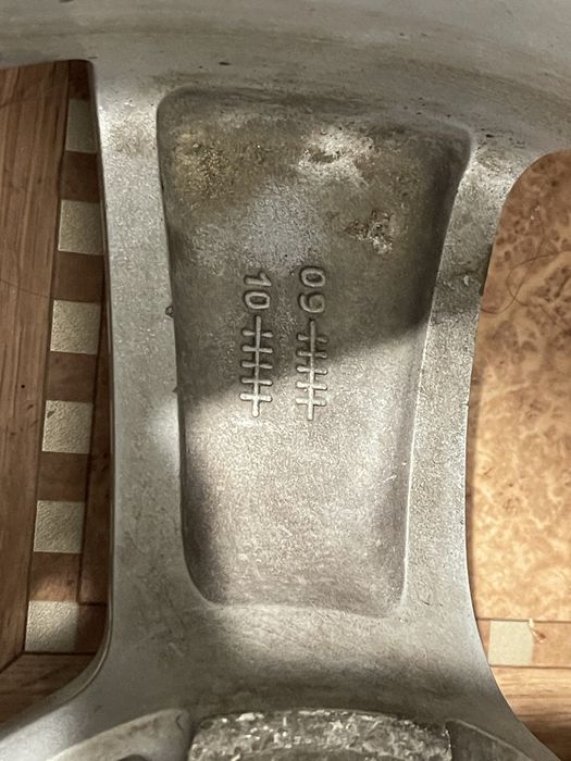 Продам легкосплавгые диски R16