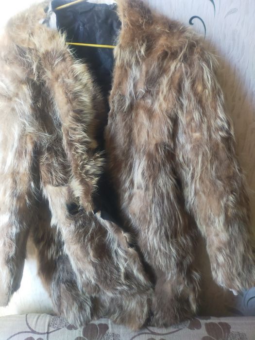 Шуба, волчий или енот.
