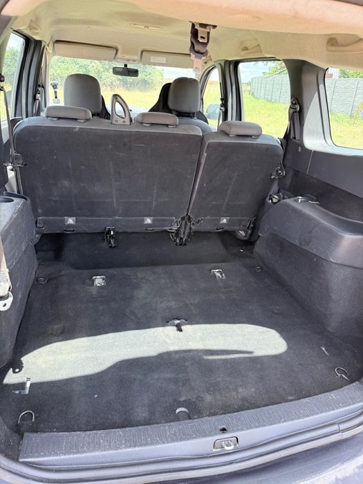 Dacia Lodgy 1.5 dCi – 2015 – Stare bună