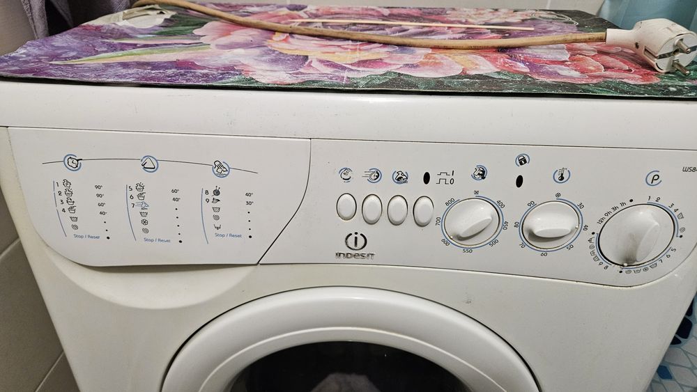 Продам стиральную машину