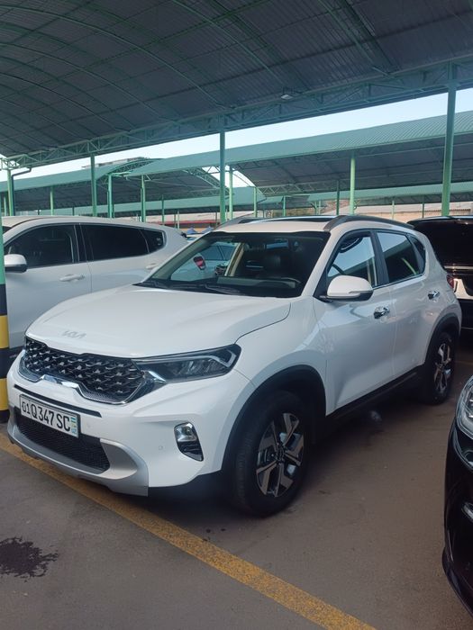 KIA SONET o'zimizziki sotiladi. Holati a'lo. Full pozitsiya