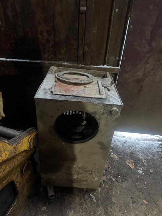 Твердотопливный котел продам