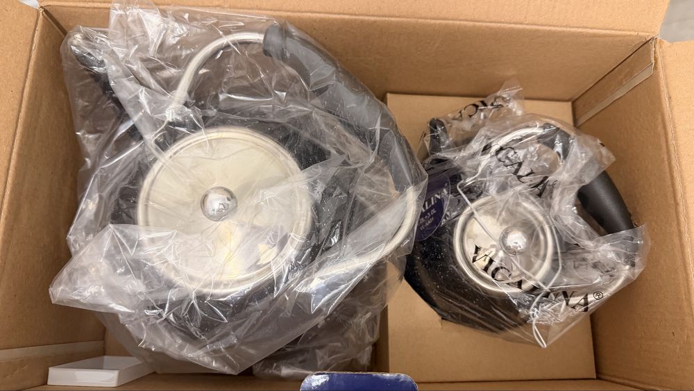 Новый чайник Vacalina, набор чайников