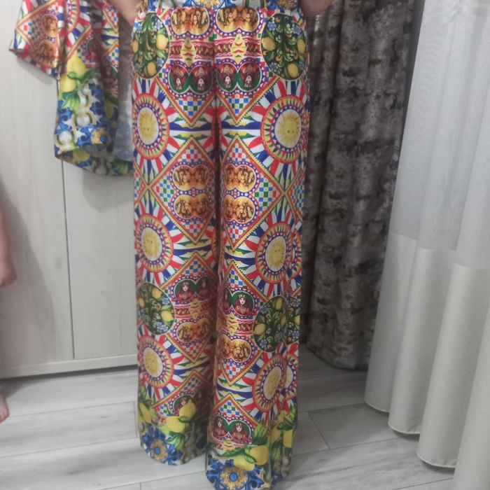 Compleu colorat de vara