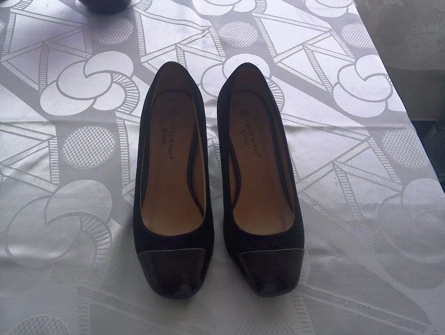 Pantofi negri de piele întoarsă ecologică, toc comod - mărimea 35