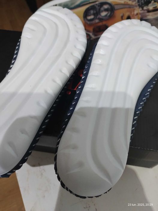 Balerini bleumarin , noi ,din piele naturală