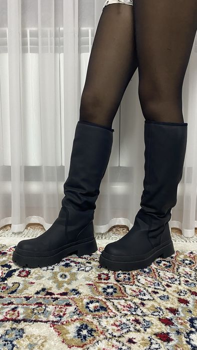 Сапоги женскик высокие