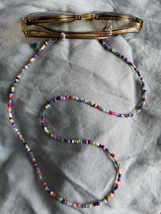 Ръчно изработена връзка за очила