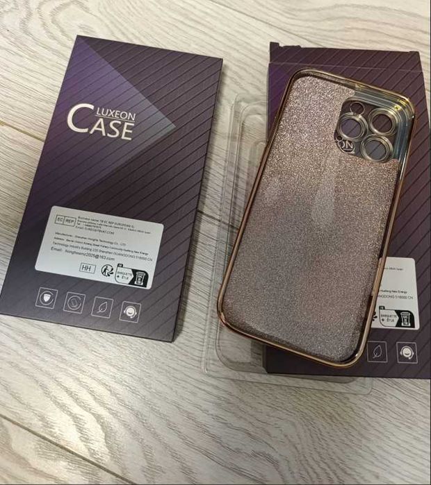 Husă MagSafe cu Stand Rotativ 360° pentru iPhone 17 Pro Max, Antișoc, Desert Titanium