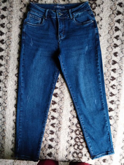 Дамски сиви дънки ,и клин Lee Cooper
