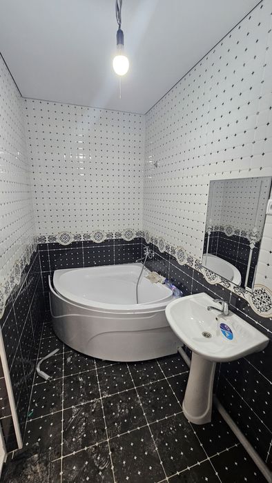 7 etaj taza dom satiladi