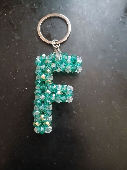 Brillok xrustaldan yasalgan