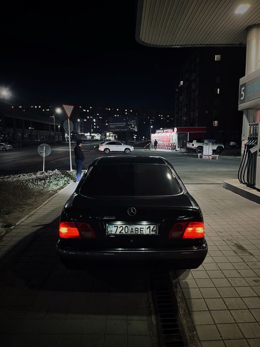 Mercedes-Benz w210 E200
