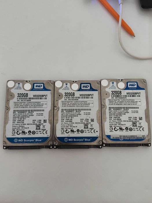 3 hdd laptop wd blue de 320 gb toate cu 100% viata