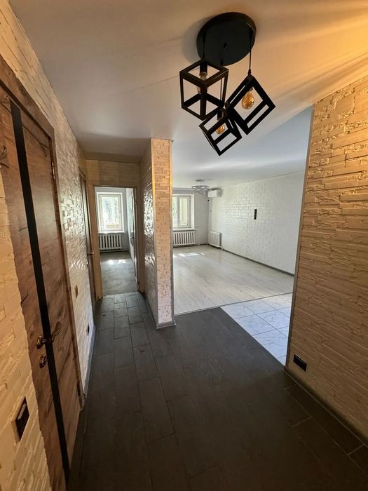 Продам 2ком кв, Диана, Гурмэ