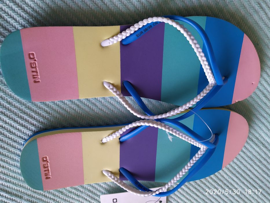 Продам летние шлепки