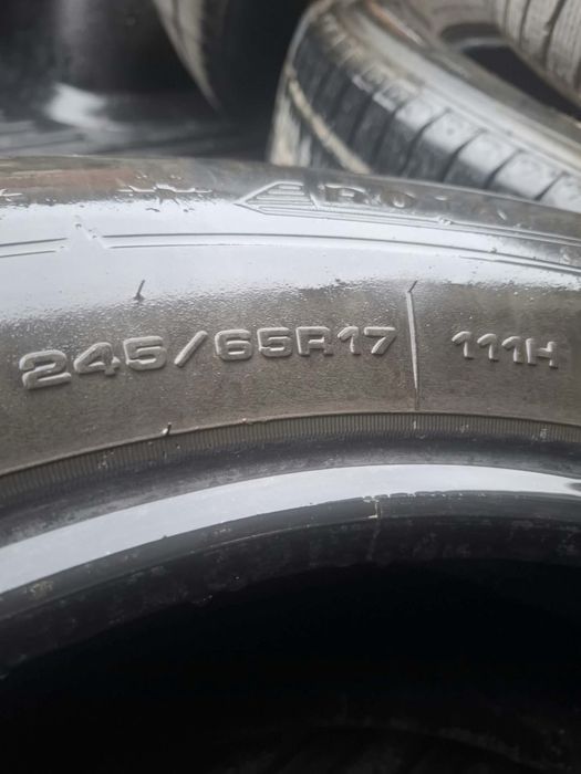 Продавам гуми 245/65/17