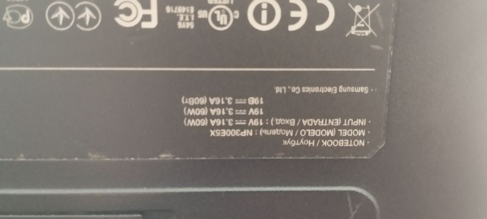 Продам ноутбук Samsung.