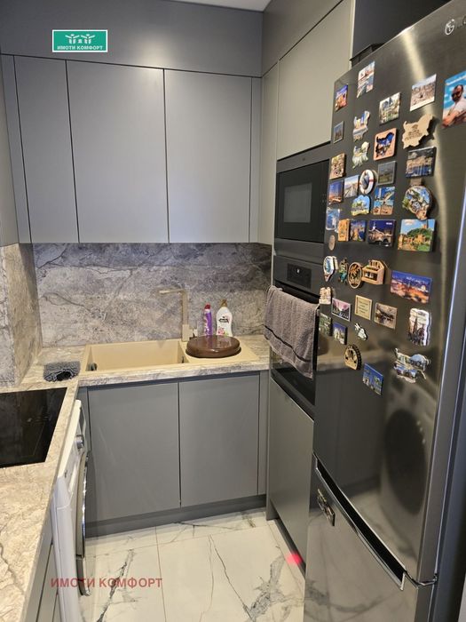 Продава се Тристаен апартамент в Варна, Младост 2 - 70 кв.м за 2558 €/кв.м - Снимка #3