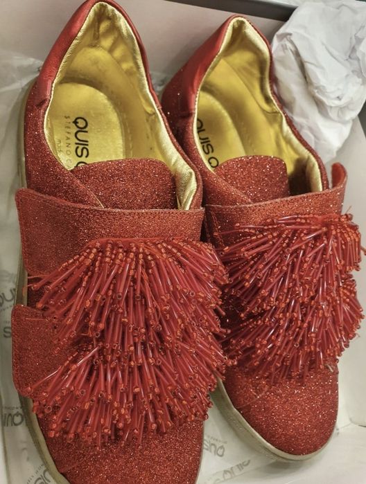 Италия оригинал.Лофер мюли Stuart Weitzman украшены брошью из