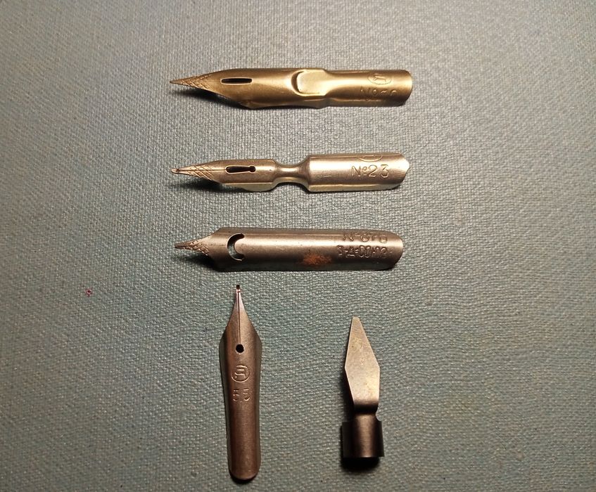 Набор перьев для каллиграфии