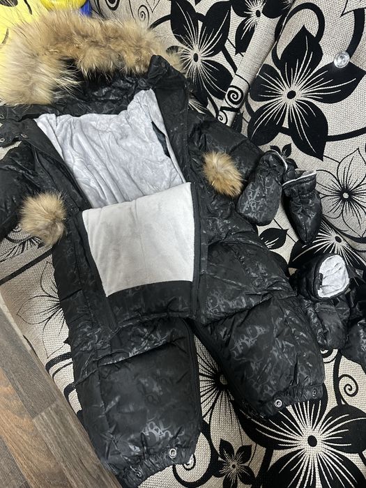 Продам комбинезон детский зимний
