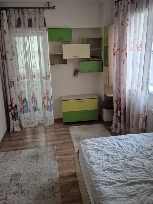 Apartament 3 dormitoare+living