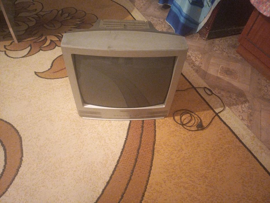 Старый телевизор  продам