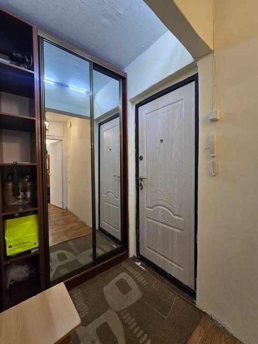 Продам 2 ком. квартиру Орбита 4 дом 33