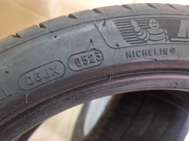 2 Michelin R17 205/45/ 
летни гуми DOT0523