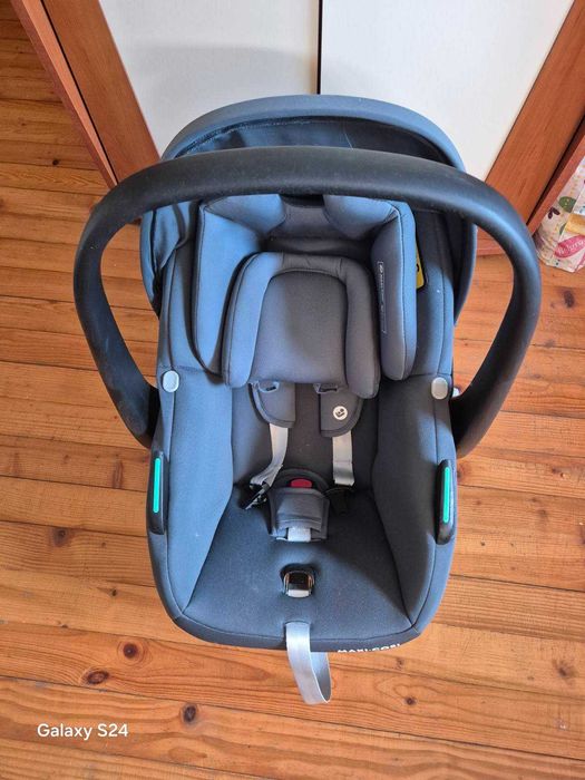 Продавам кошче за бебе Maxi Cosi Pebble S . Подходящ е за деца с височина 40 см до 83 см височина.