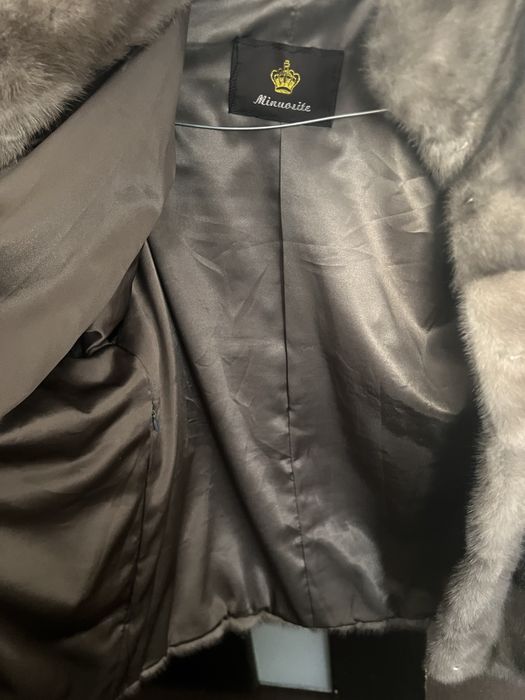 Продам норковую шубку