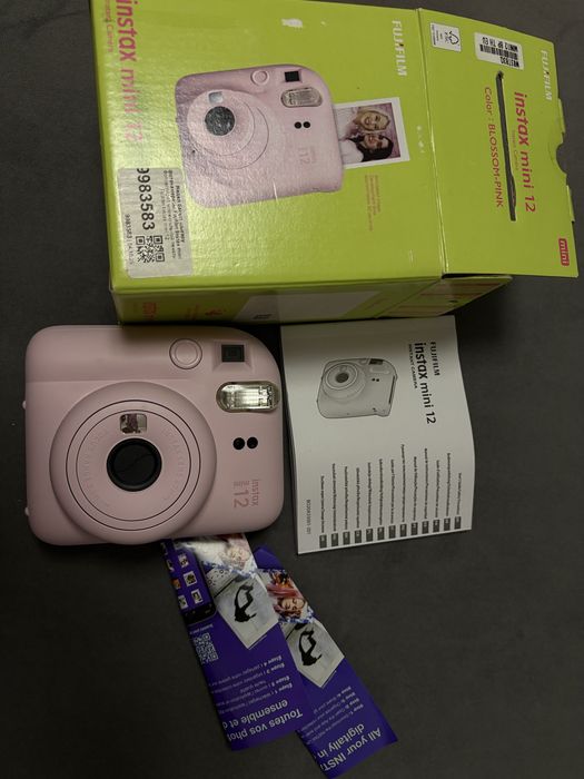 Fujifilm Instax Mini 12 — Blossom Pink