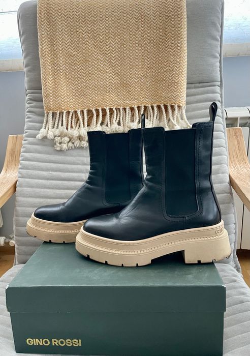 Дамски боти GINO ROSSI