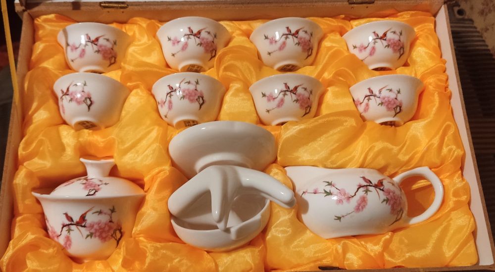 Китайский нефритовый фарфор