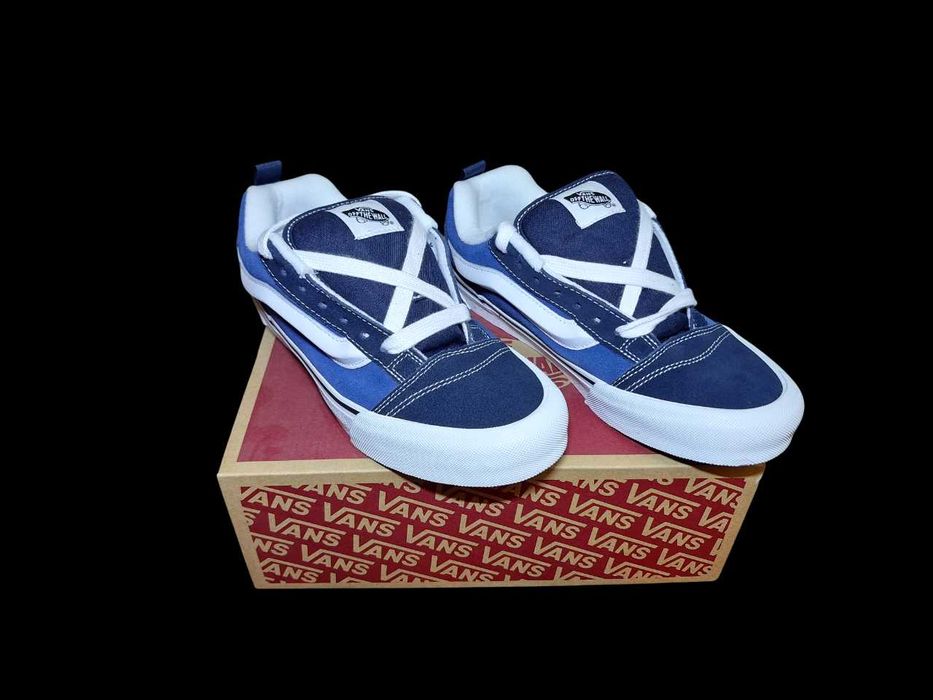Продаются кеды VANS