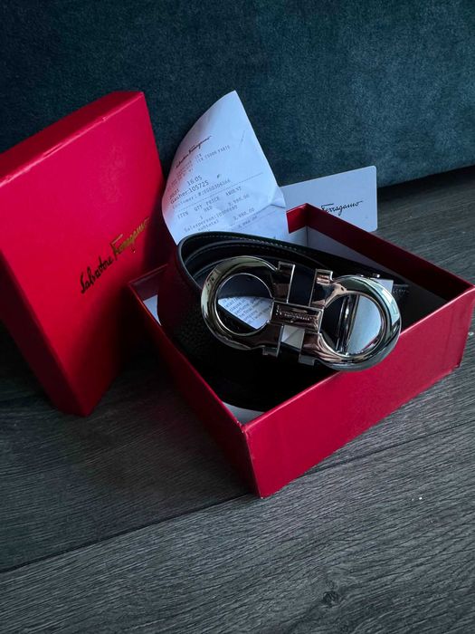 Curea Ferragamo silver NOUA