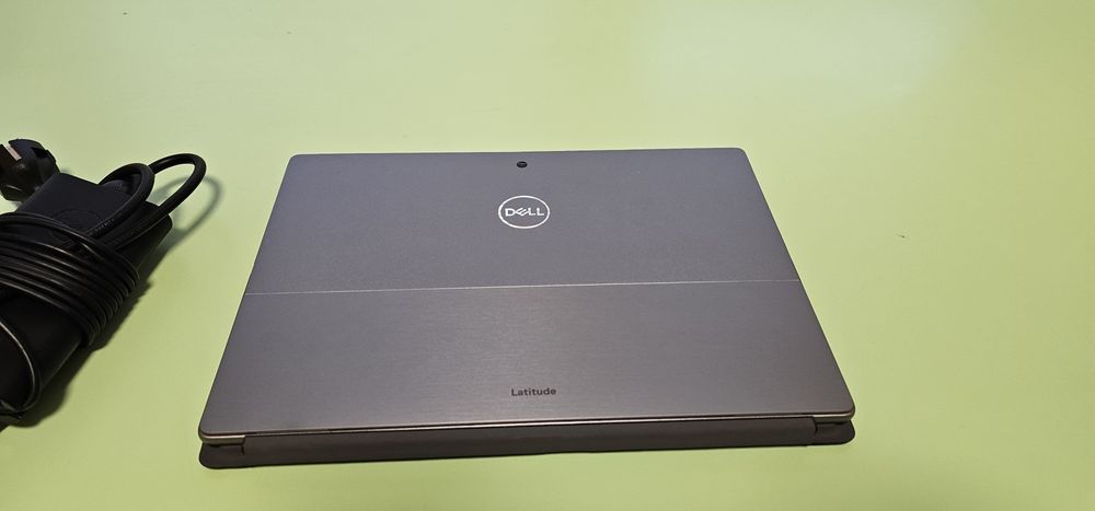 Dell 7320 detachable. Windows таблет. Intel i7, 16gb ram, 256gb ssd