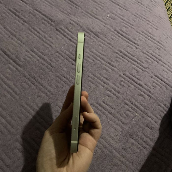 iPhone 13 не рабочий (Activation Lock), на запчасти